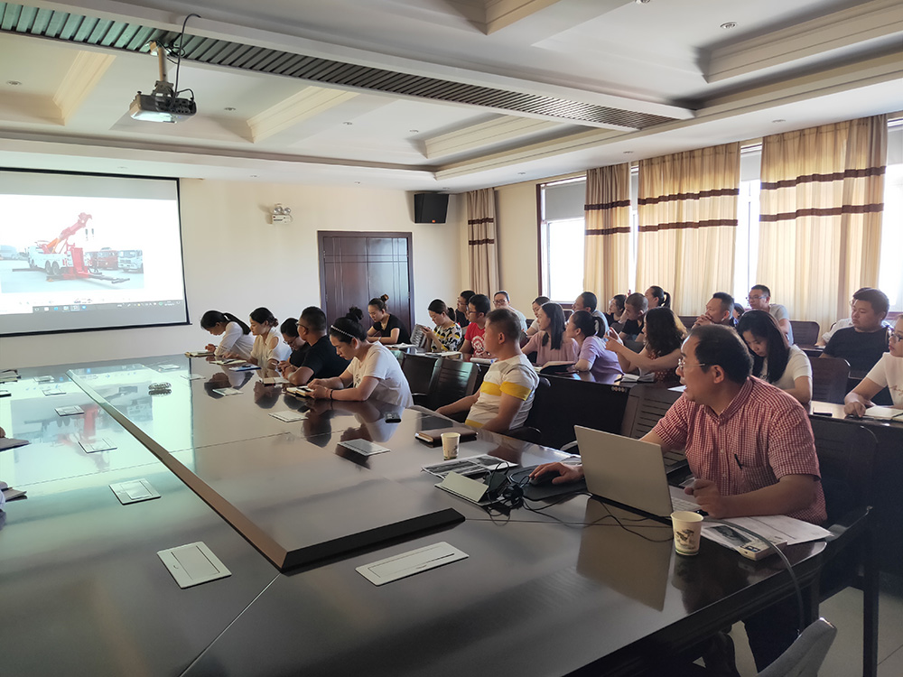 解析新产品知识，了解优势性能