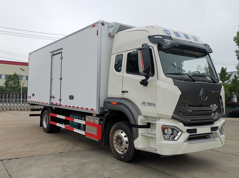 楚胜牌 CSC5180XLCZ6 型冷藏车